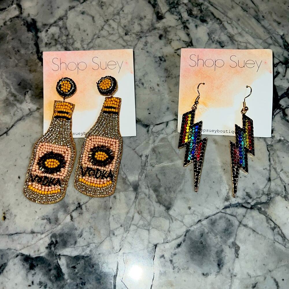 🔥🔥FIRE SALE🔥🔥 Brand New fashion earrings price for both